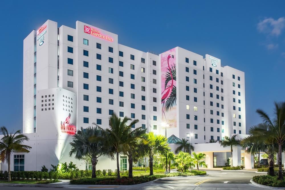 Homewood Suites by Hilton Miami Dolphin Mall image 1