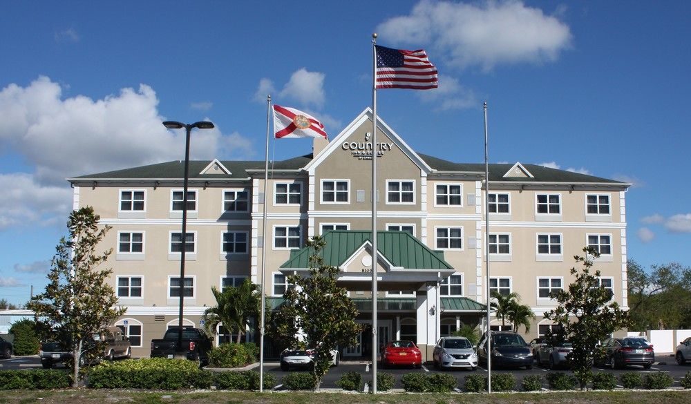 Country Inn & Suites by Radisson Tampa Airport North FL image 1