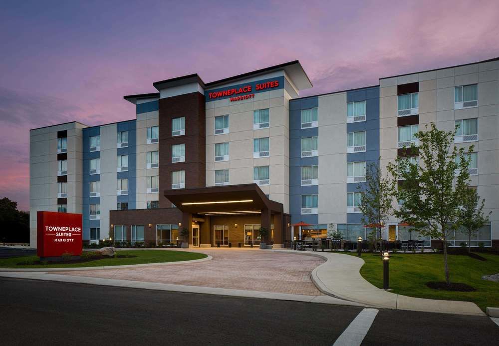 TownePlace Suites by Marriott Pittsburgh Harmarville image 1
