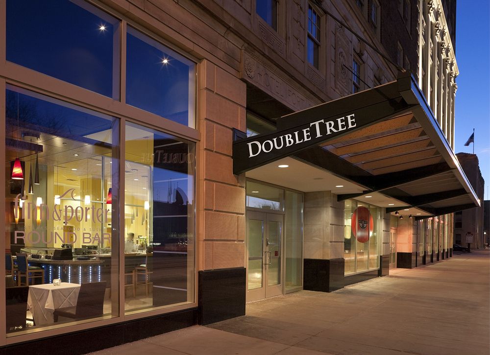 DoubleTree Suites by Hilton Hotel Detroit Downtown - Fort Shelby image 1