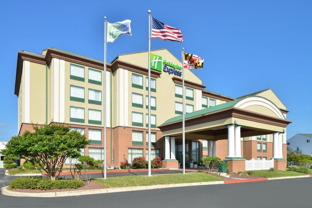 Holiday Inn Express & Suites - Ocean City image 1