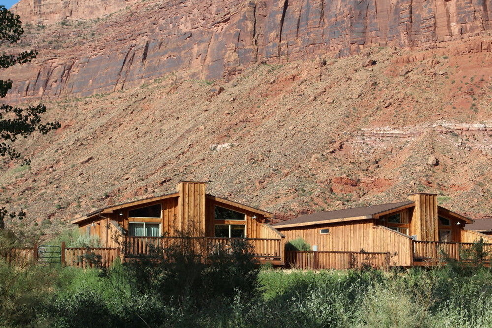 Red Cliffs Lodge image 1