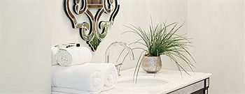 Lxure Brooklyn Suites photo 4