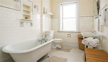 Lefferts Manor photo 2