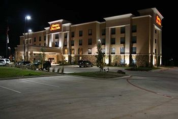 Hampton Inn and Suites Fort Worth/Forest Hill - Tap to explore photos