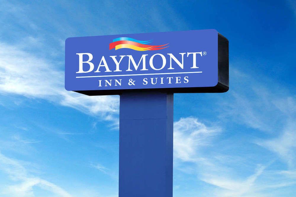 Baymont by Wyndham San Diego Downtown image 1