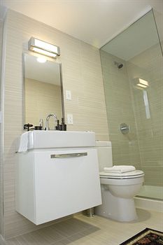 Metro Apartments