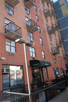 Metro Apartments photo 2