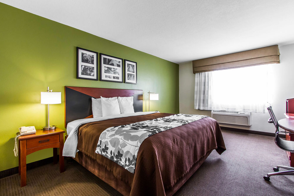 Sleep Inn & Suites Pleasant Hill - Des Moines image 1