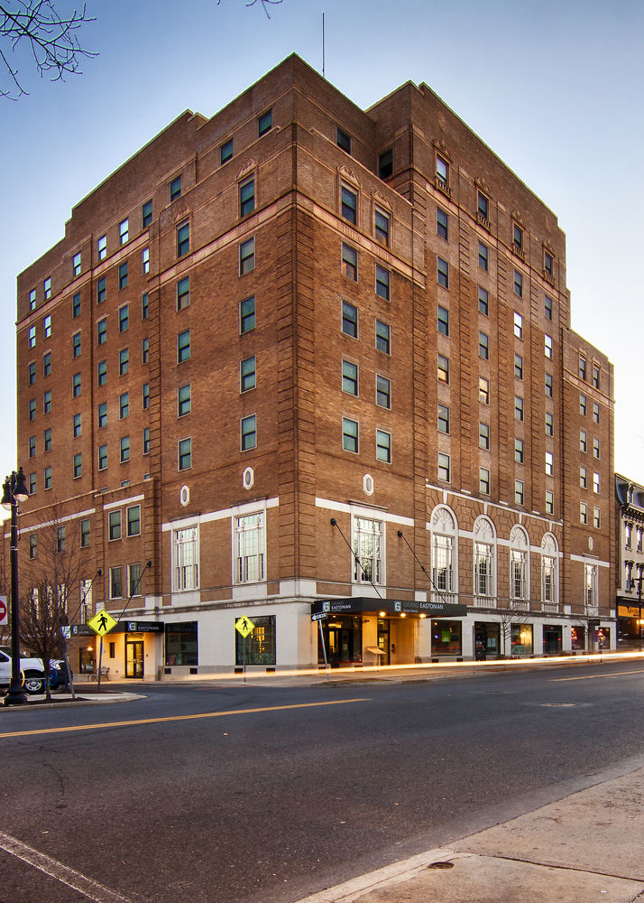 Grand Eastonian Hotel & Suites Easton image 1