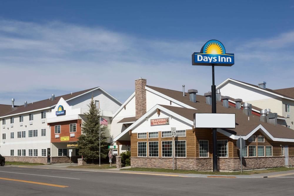 Days Inn by Wyndham West Yellowstone image 1