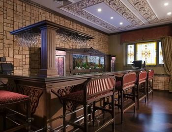 Hotel Lounge