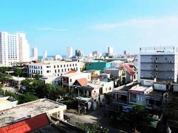 Nhat Linh Hotel & Suites Da Nang - Tap to explore photos