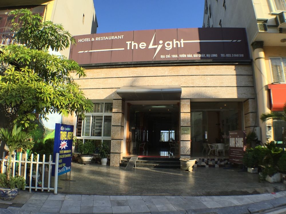 The Light Hotel Ha Long Bai Chay Vietnam thumbnail