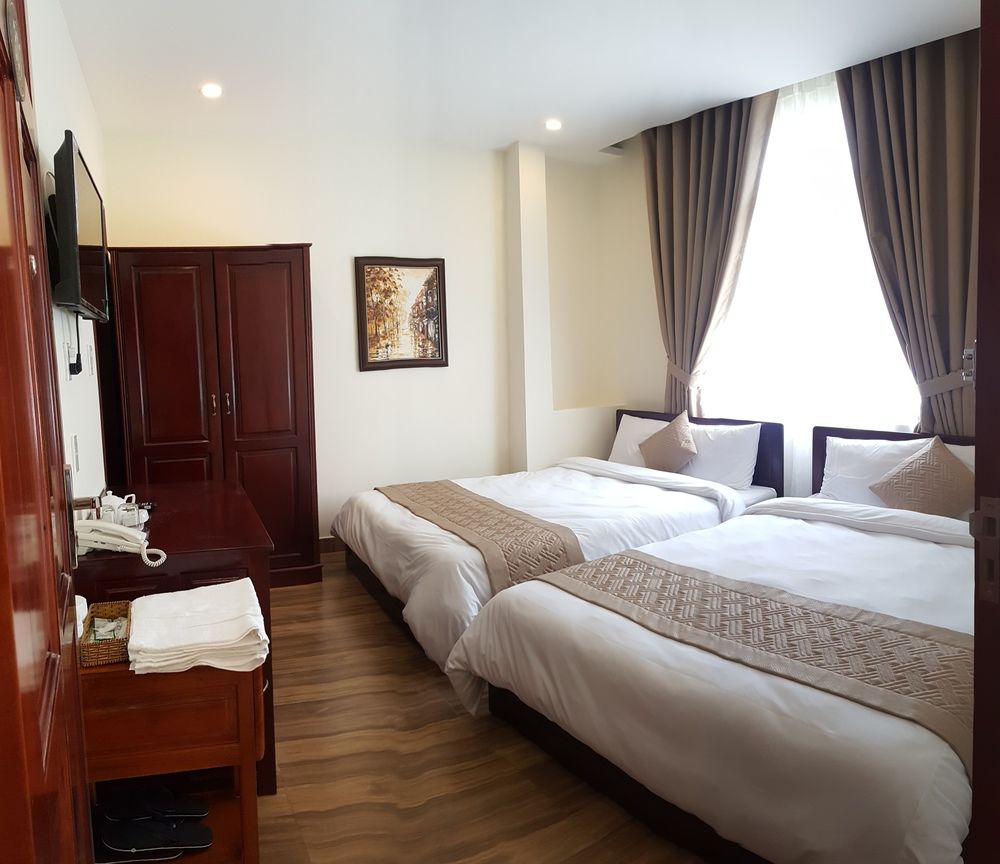 Nam Xuan Premium Hotel image 1