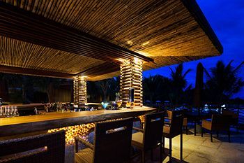 Poolside Bar