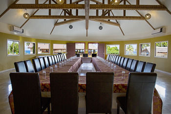 Executive Lounge