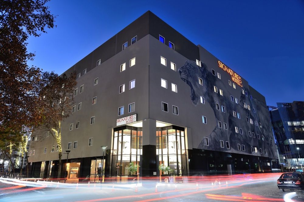 Signature Lux Hotel By ONOMO Sandton Johannesburg South Africa thumbnail
