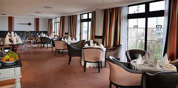 Executive Lounge