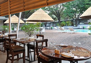 Poolside Bar