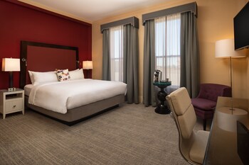 Hotel Shattuck Plaza - Tap to explore photos