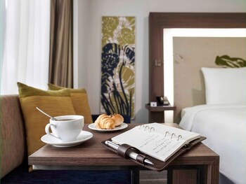 Novotel Saigon Centre Room Type - TWIN SUPERIOR