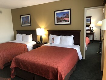 Knott's Hotel Room Type - Standard Room, 2 Queen Beds