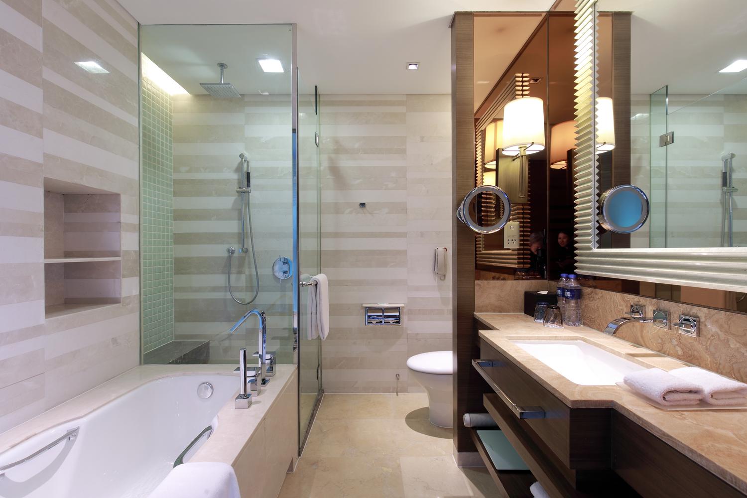 Crowne Plaza NANJING JIANGNING - Tap to explore photos