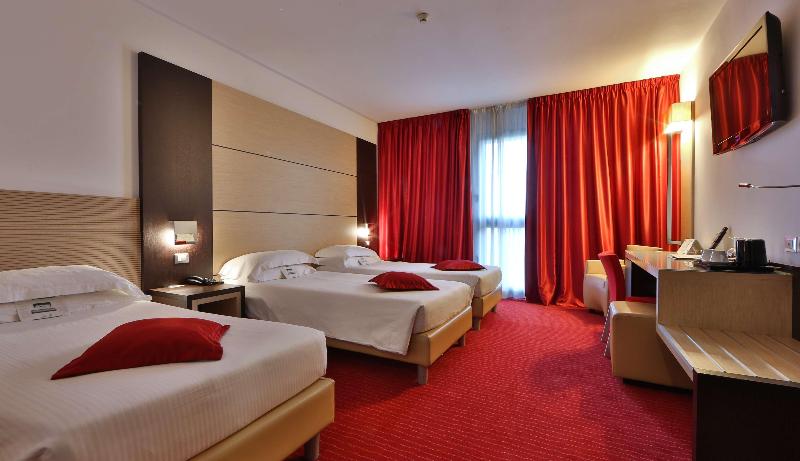 Best Western Plus Hotel Galileo Padova - Tap to explore photos