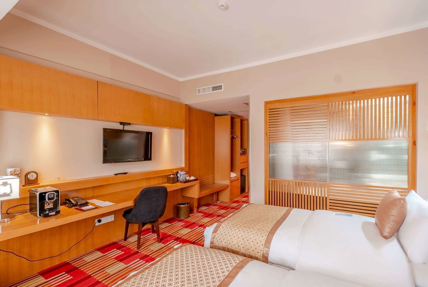 Ramada by Wyndham Ulaanbaatar Citycenter - Tap to explore photos