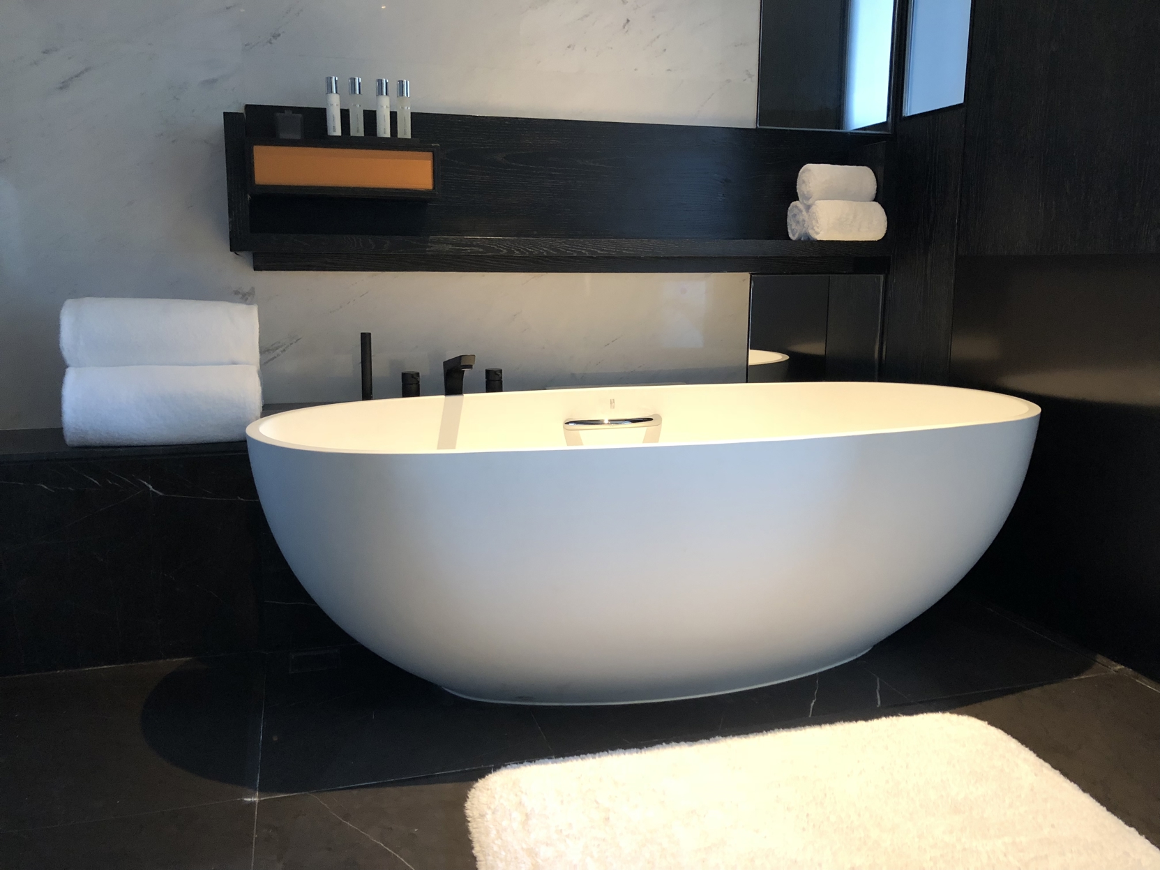 InterContinental Hotels XI'AN NORTH, an IHG hotel - Tap to explore photos