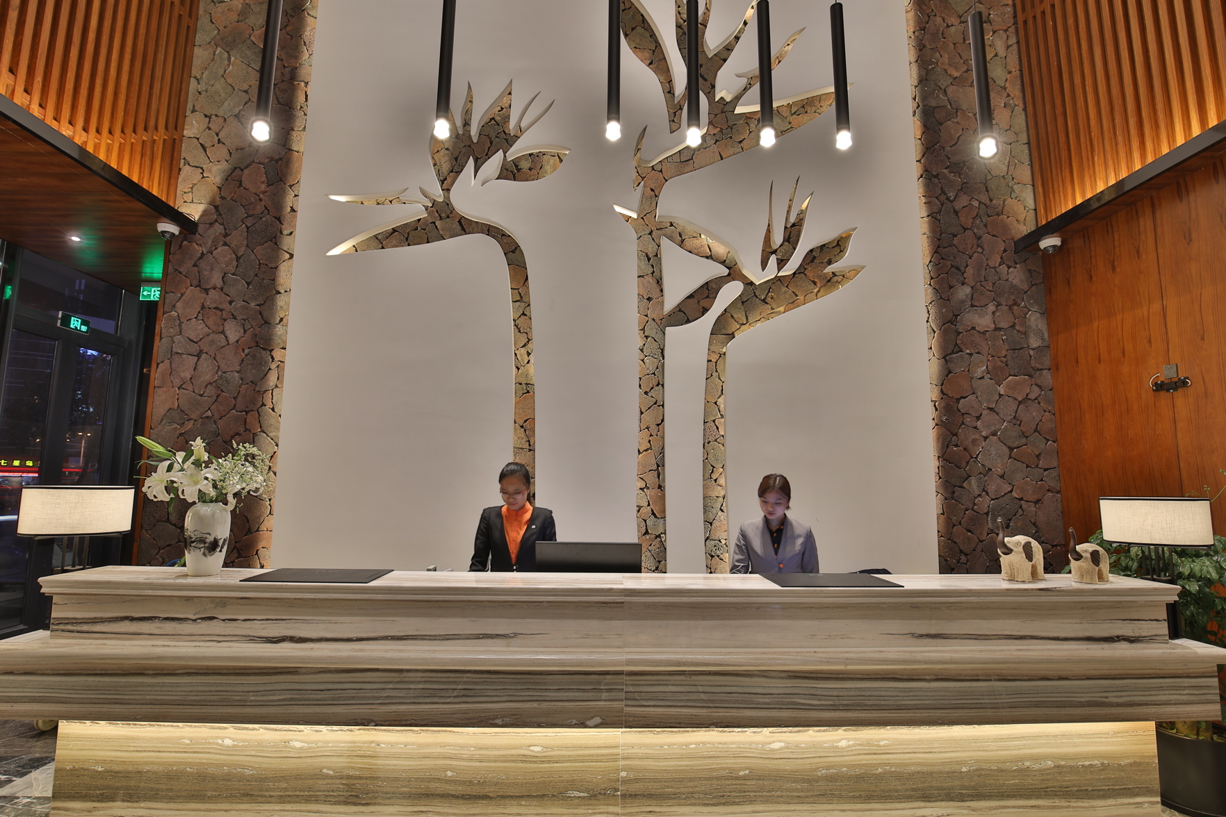 SSAW Boutique Wenzhou Meimei Square Hotel - Tap to explore photos