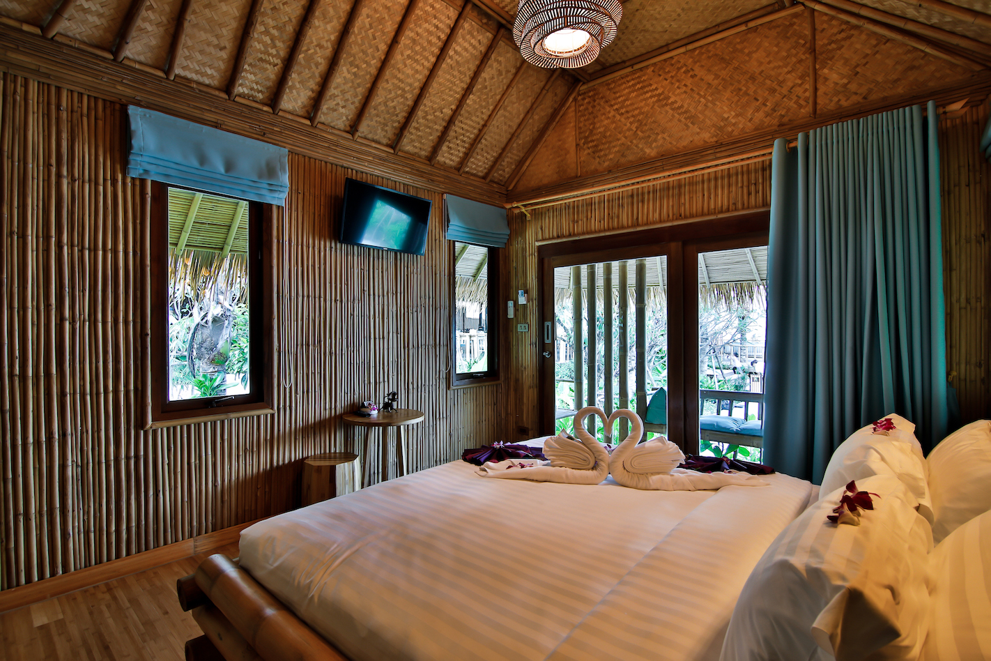 Phi Phi CoCo Beach Resort Room Type - TROPICAL, VILLA, KING BED