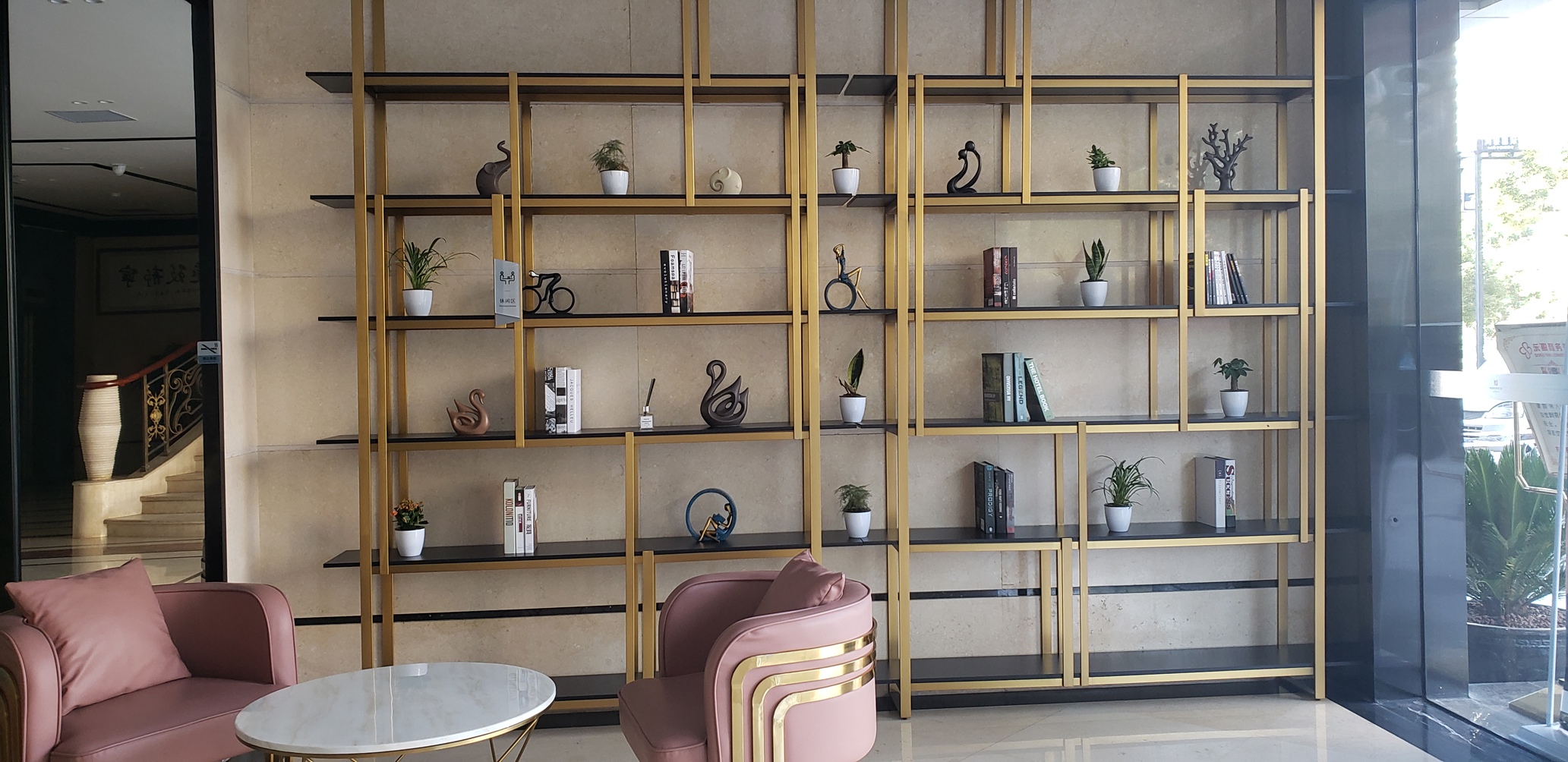 柏曼酒店(东莞厚街万达广场寮厦地铁站店) photo 2