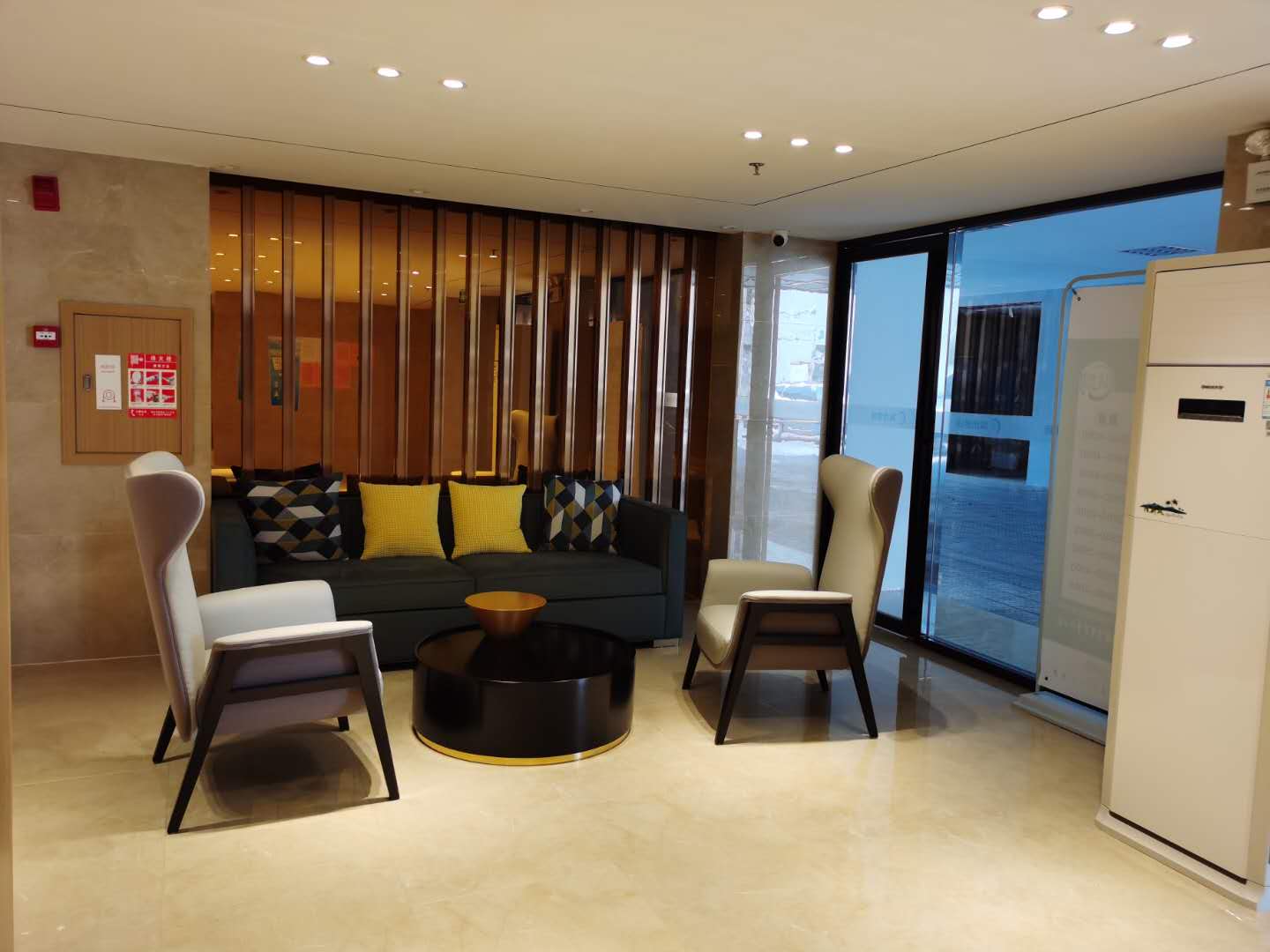 Main gallery