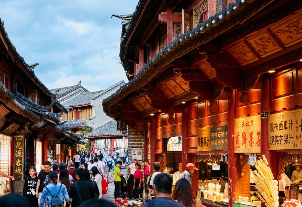 Hotel Indigo LIJIANG ANCIENT TOWN, an IHG hotel - Tap to explore photos