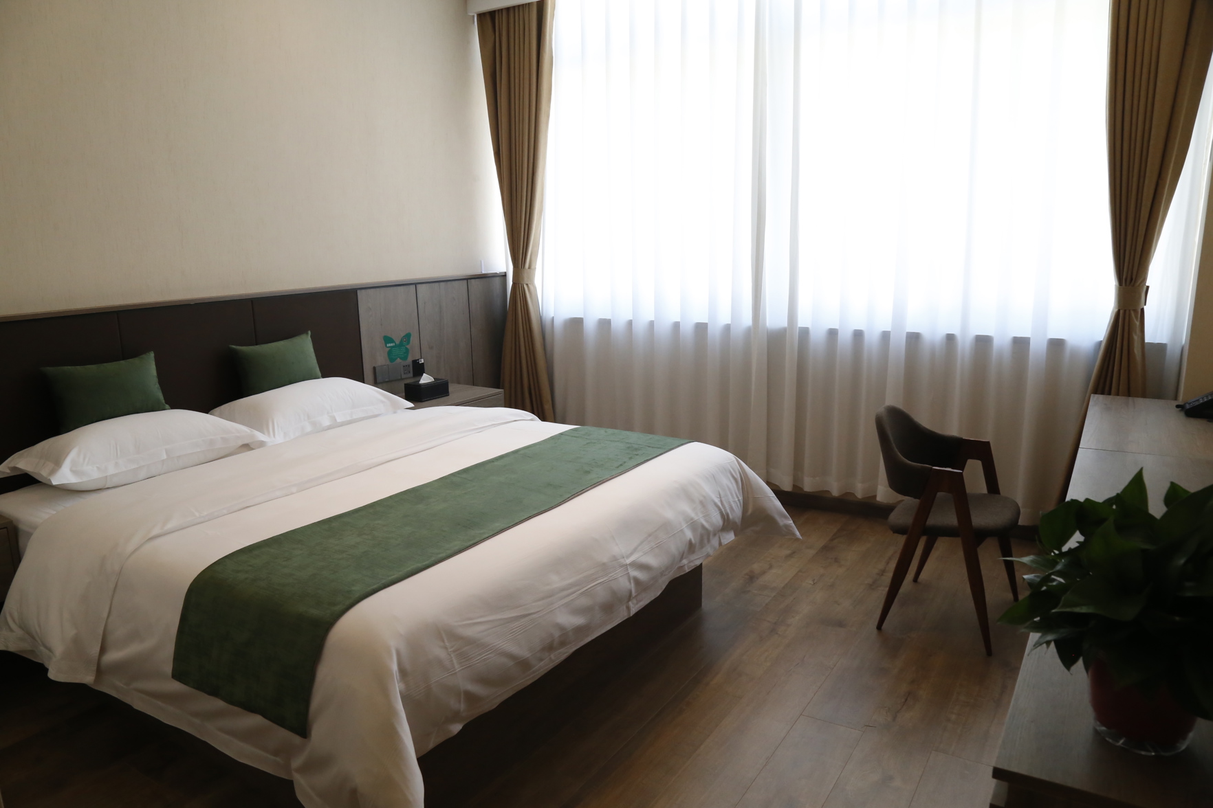 GreenTree Inn Wanyang International - Tap to explore photos