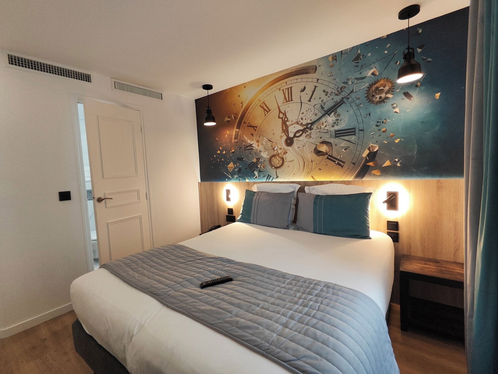 Atelier Montparnasse Room Type - Superior Queen Room