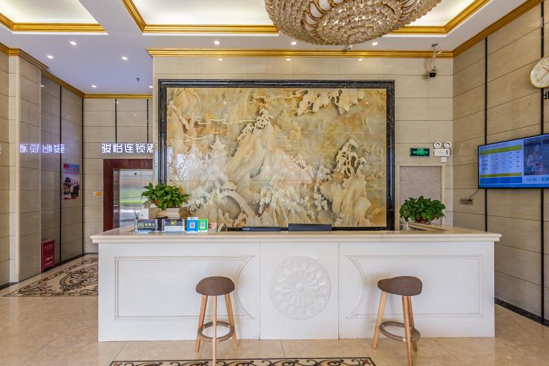 Jun Hotels (Jieyang Yujiao) - Tap to explore photos