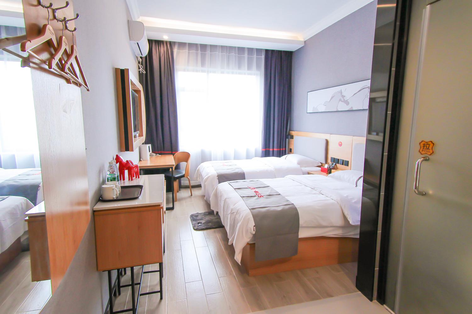 Jun Hotels (Jieyang Yujiao) - Tap to explore photos