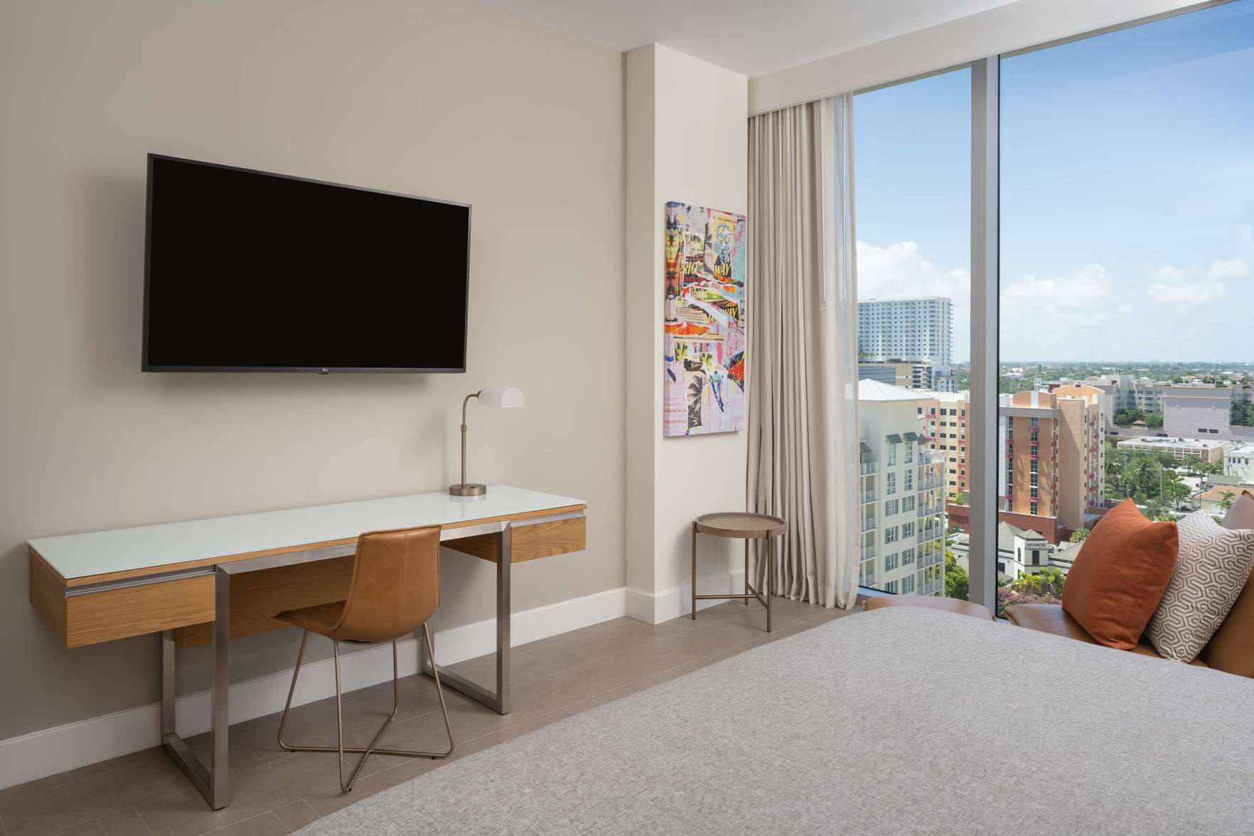 Canopy by Hilton West Palm Beach Downtown Room Type - 1 KING HEARING ACCESSIBLE Canopy by Hilton West Palm Beach Downtown Room Type - 1 KING HEARING ACCESSIBLE