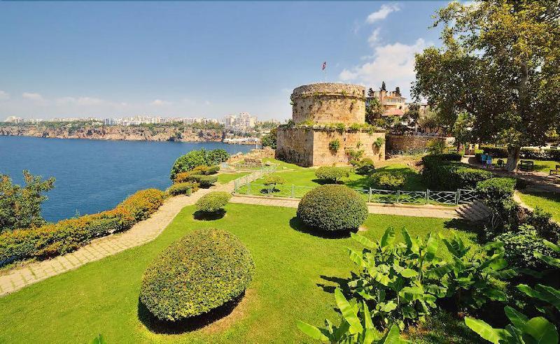 DoubleTree By Hilton Antalya City Centre Room Type - KING PRESIDENTIAL SUITE