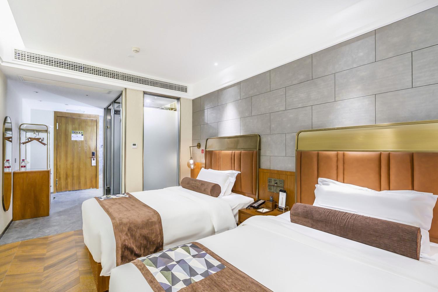 James Joyce Coffetel Hotel  (anyang Wanda Country Garden) - Tap to explore photos