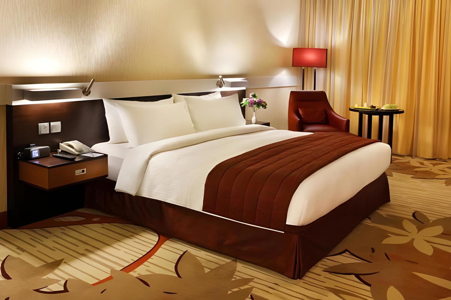 Vision Imperial Hotel (formerly known as Excelsior Hotel Downtown) Room Type - Superior Room