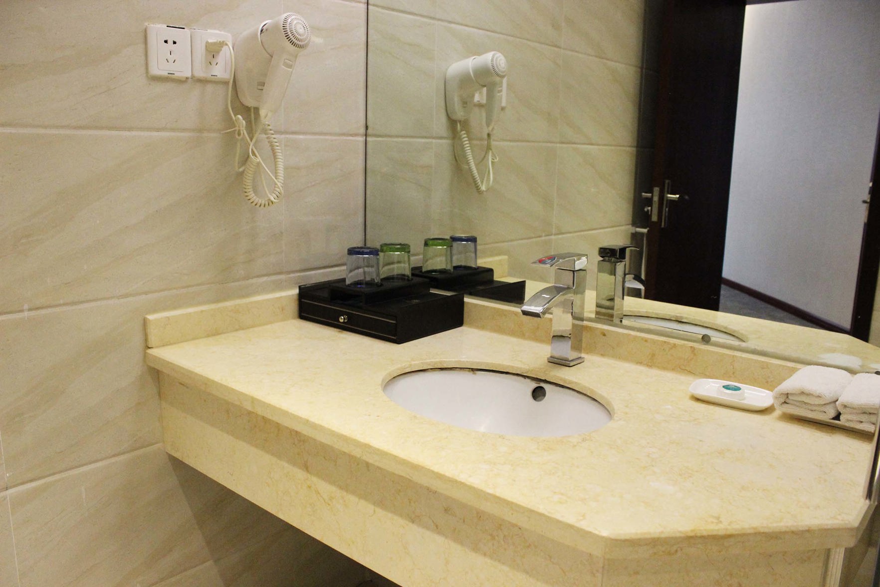 Others, Pianguan Hotel, Xinzhou