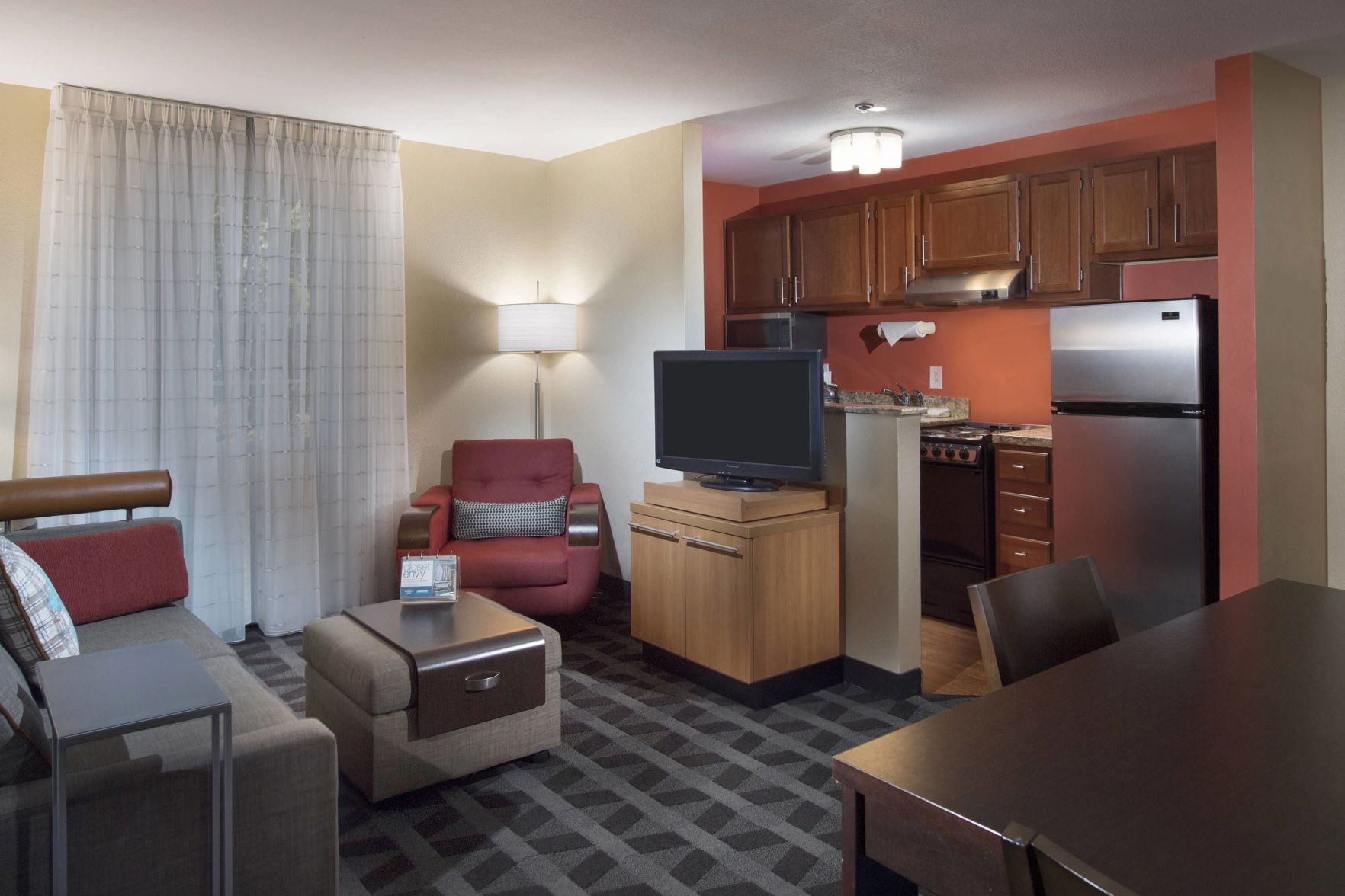 TownePlace Suites by Marriott Atlanta Alpharetta - Tap to explore photos