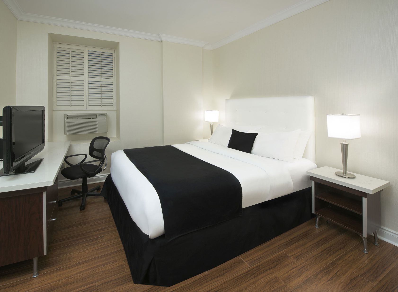 Hotel Victoria Room Type - Standard Queen Room