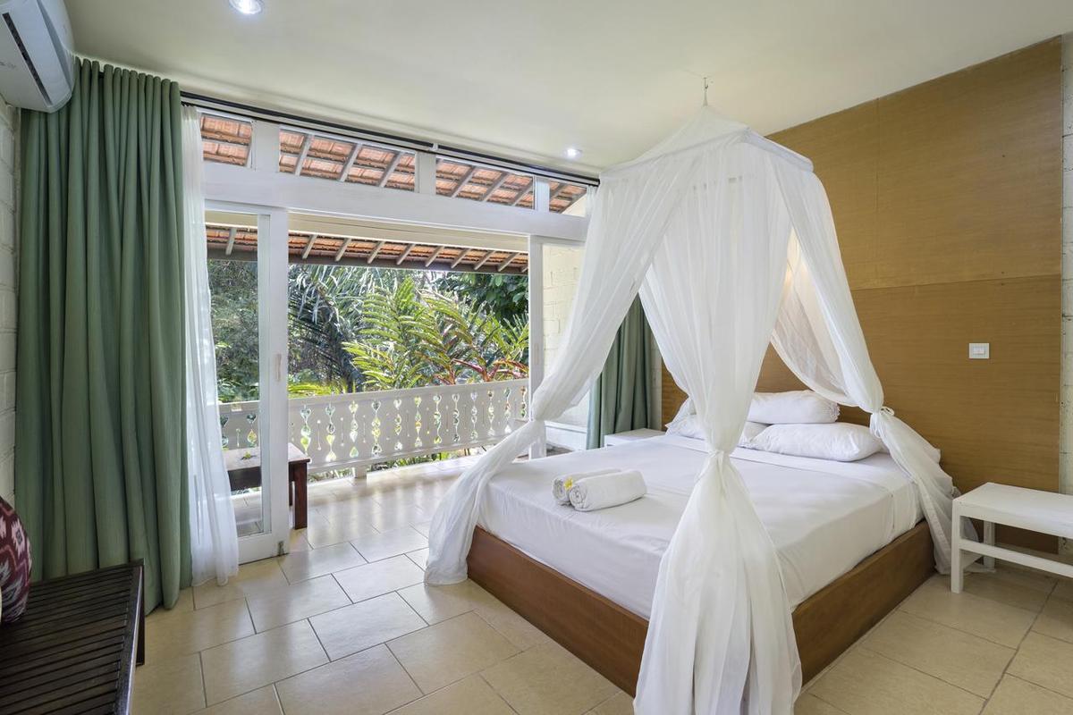 Ubud Sari Health Resort - Tap to explore photos