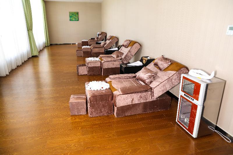 Fitness & Recreational Facilities