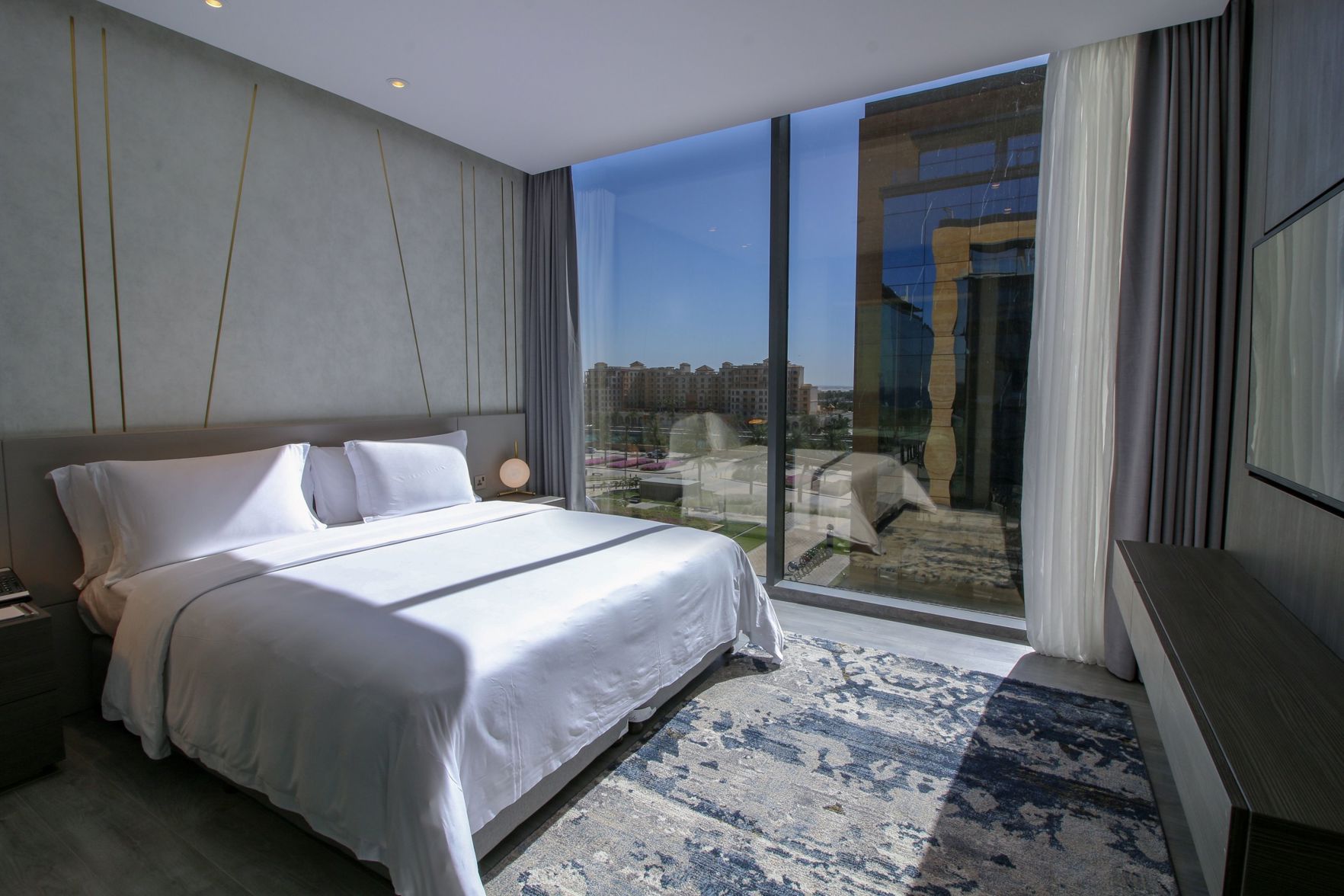Views Hotel & Residences Room Type - Superior Studio, Sea View